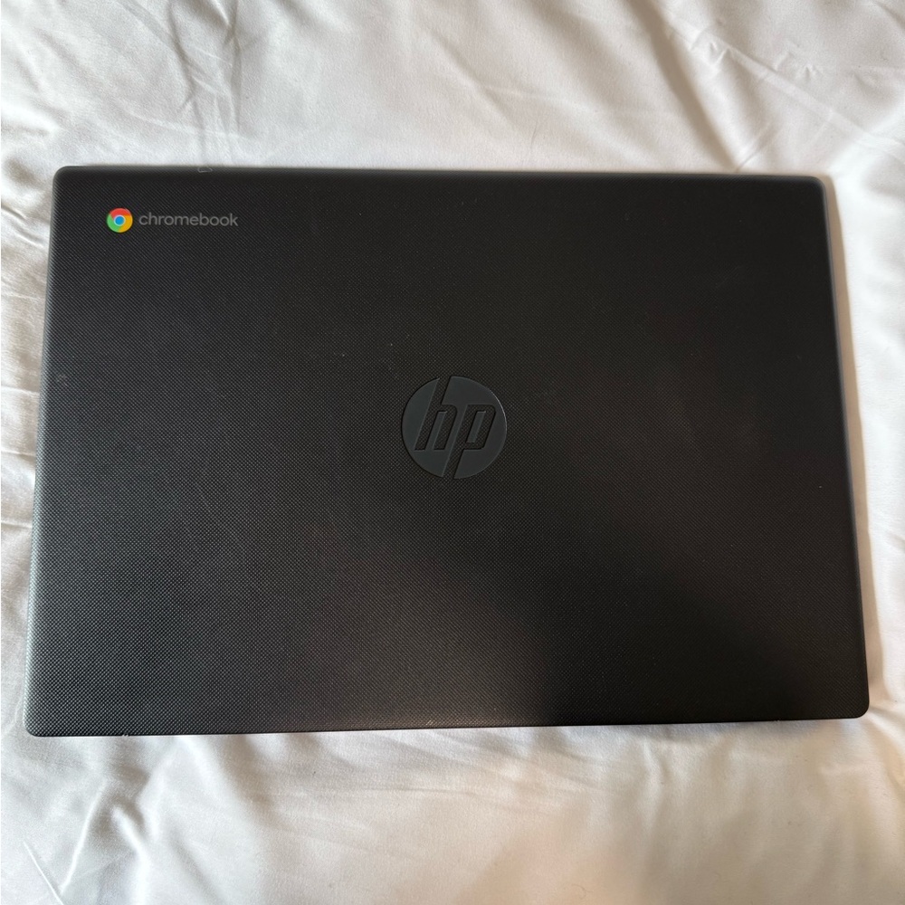 HP Chromebook - Matte Black Finish